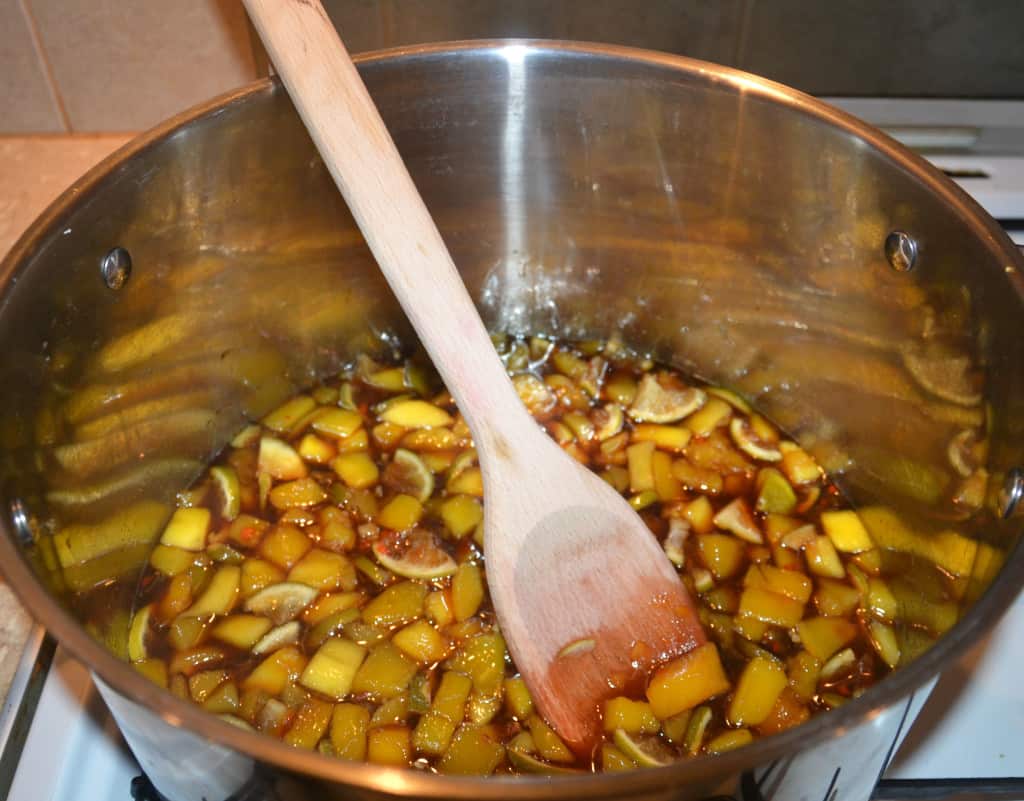 Mucky Mango Chutney (2)