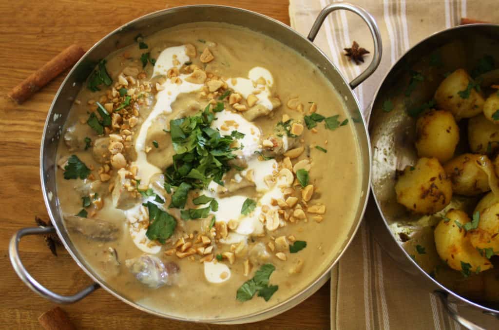 Finished curry in a bowl.
