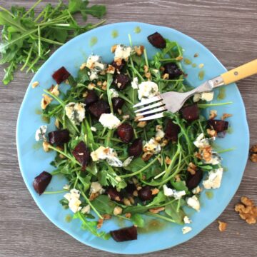 Sweet,soft, crunchy and tangy, this Maple Roasted Beetroot Salad has everything.With Roquefort cheese, walnuts and rocket with a maple syrup dressing.