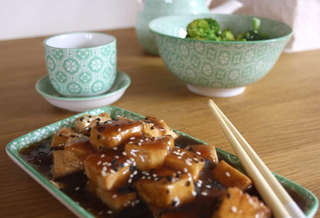 Sesame Garlic Tofu is a vegetarian dish that is packed full of flavour and cooked in under 10 minutes for a delicious and satisfying meal.