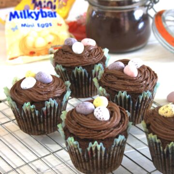 5 surprise easter egg cakes on a rack