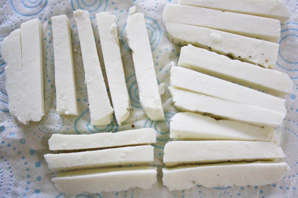 halloumi cut into slices