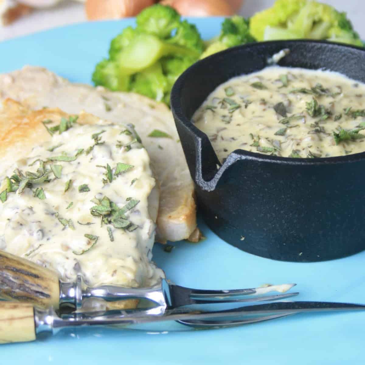 Mushroom Cognac Sauce Chez Le Rêve Français