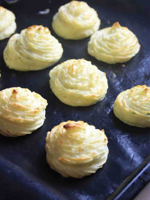 Creamy and Cheesy Duchess Potatoes Chez Le Rêve Français