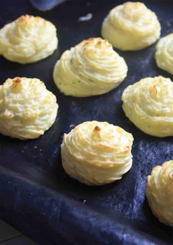 Creamy and Cheesy Duchess Potatoes Chez Le Rêve Français