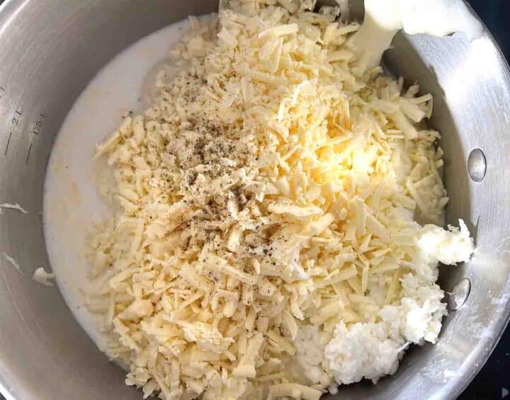 French Cheesy Mashed Potatoes Chez Le Rêve Français