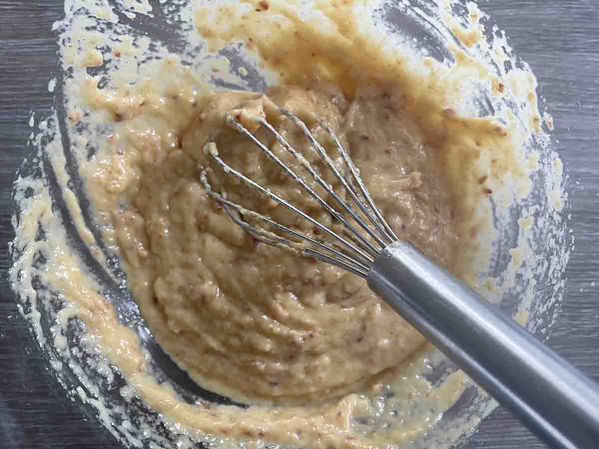 garlic mayonnaise in a bowl.