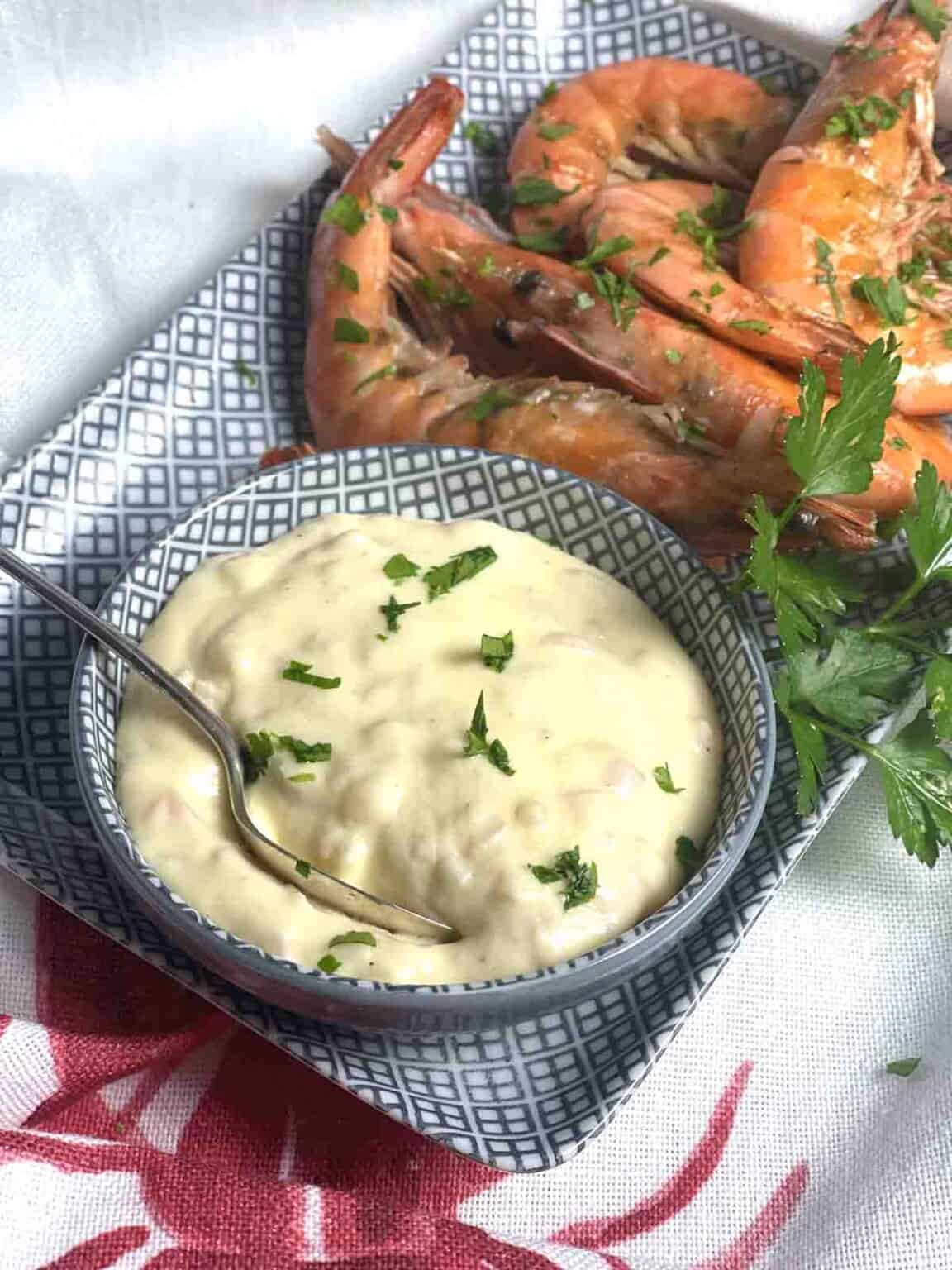 Garlic Butter Sauce for Seafood Chez Le Rêve Français