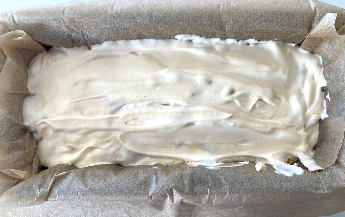 caramel ice cream added to shortbread.