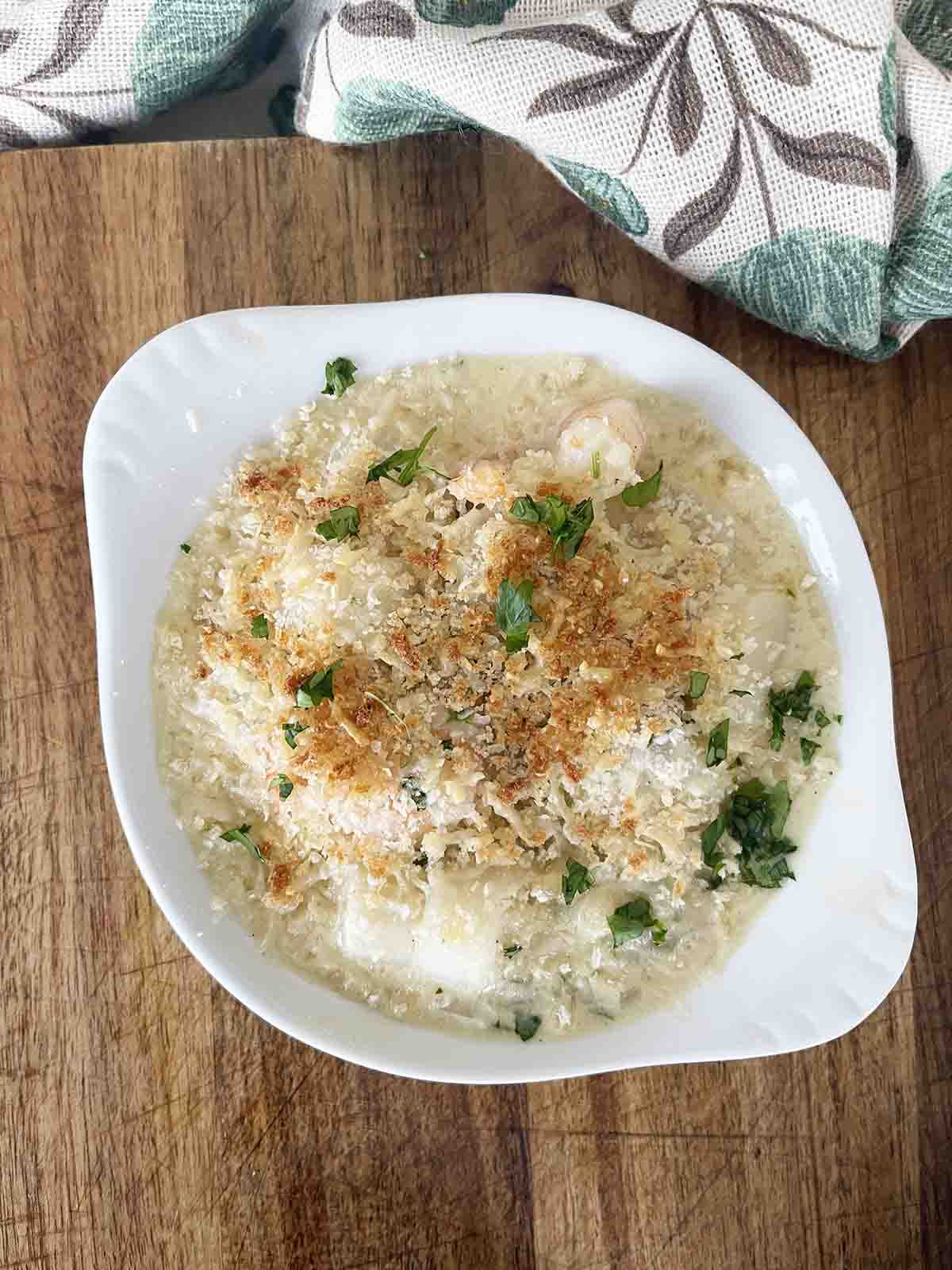 scallop gratin in a dish.