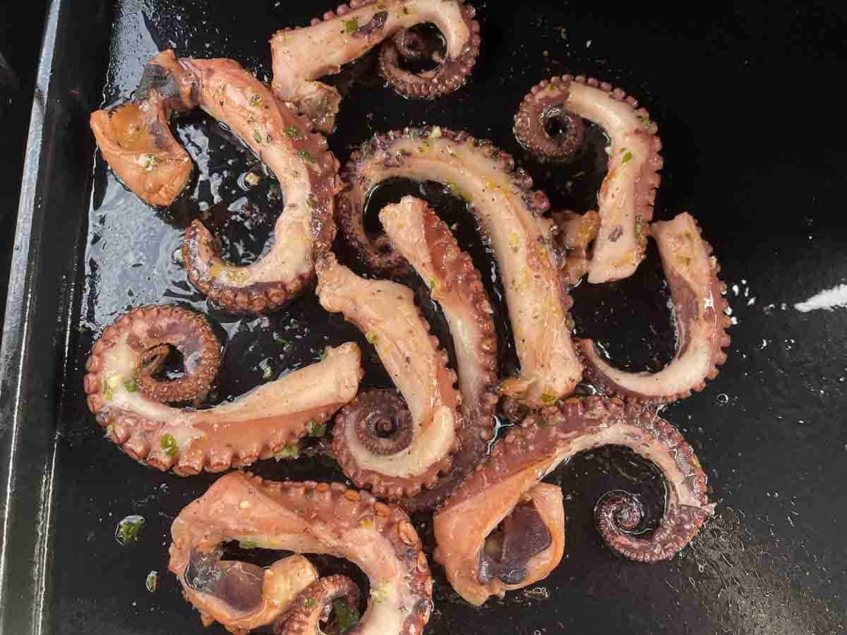 octopus frying until crisp.